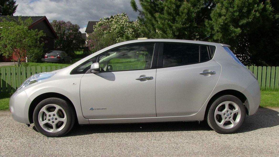 nissan leaf