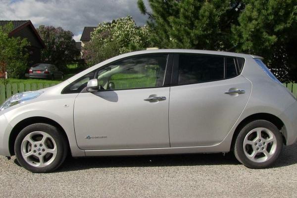 nissan leaf