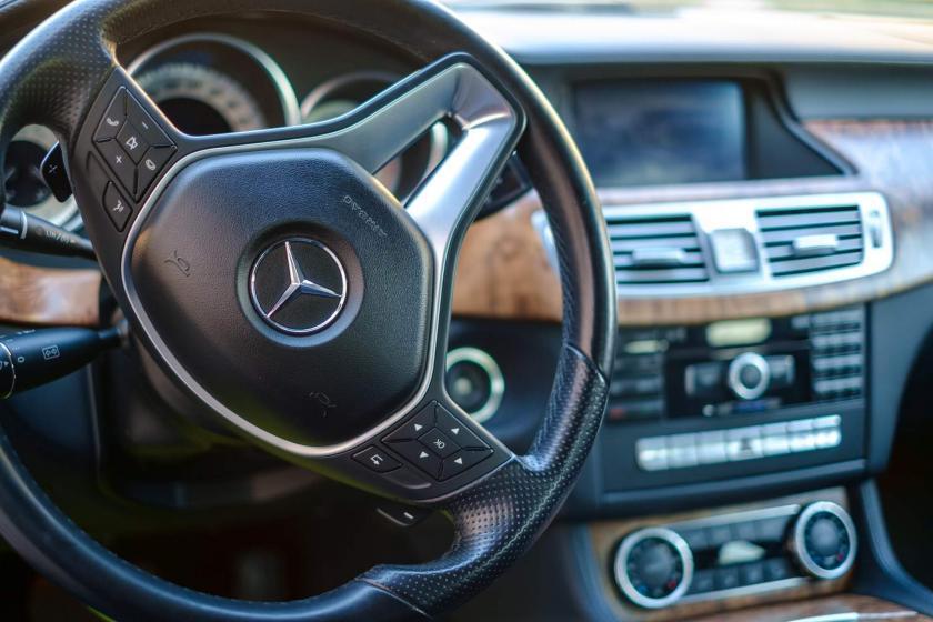 Mercedes