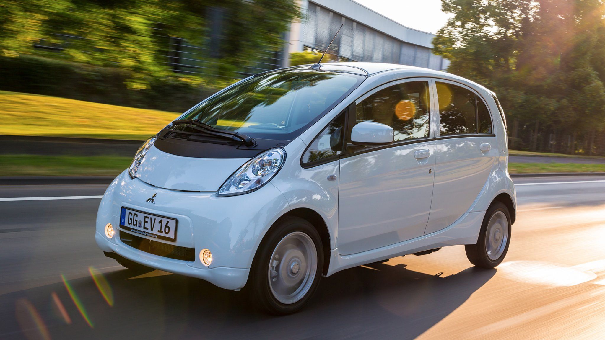 Mitsubishi iMiEV Elektrische Auto Informatie