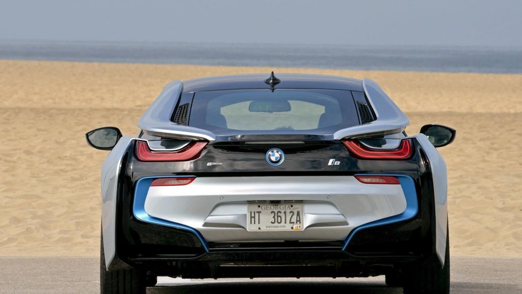 BMW i8 