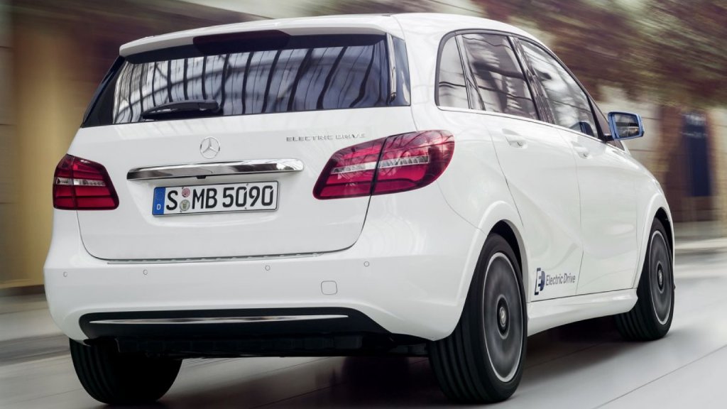 Mercedes-Benz B 250e 