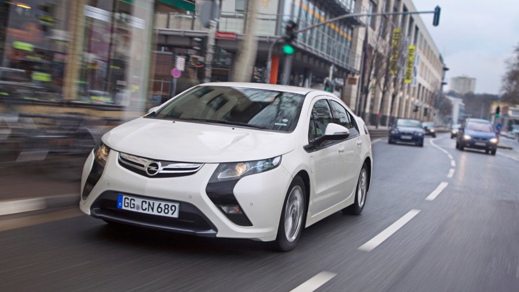 Opel Ampera 