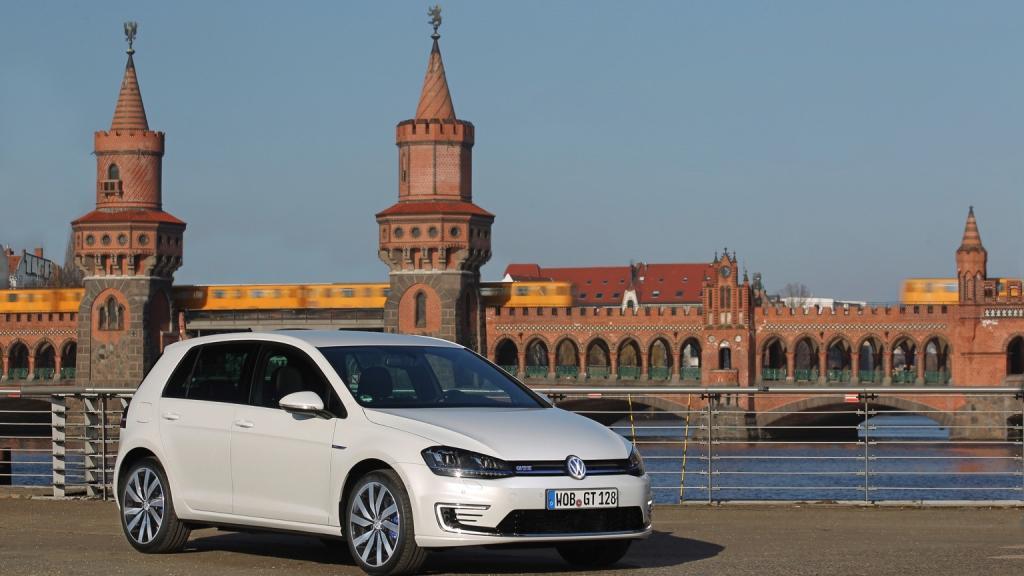 Volkswagen Golf GTE