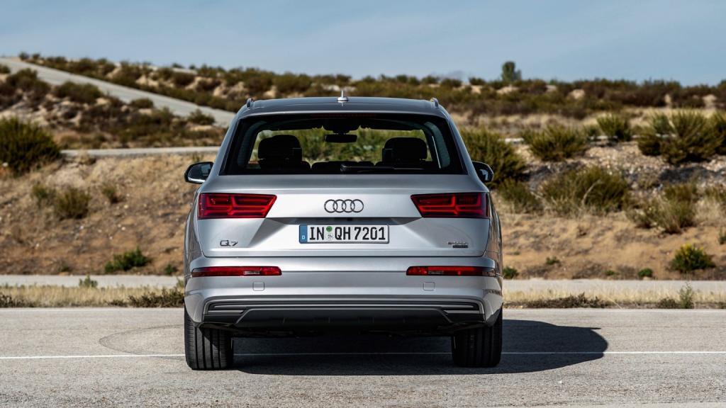 Audi Q7 e-tron