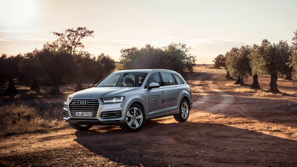 Audi Q7 e-tron