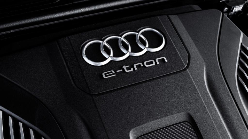 Audi Q7 e-tron