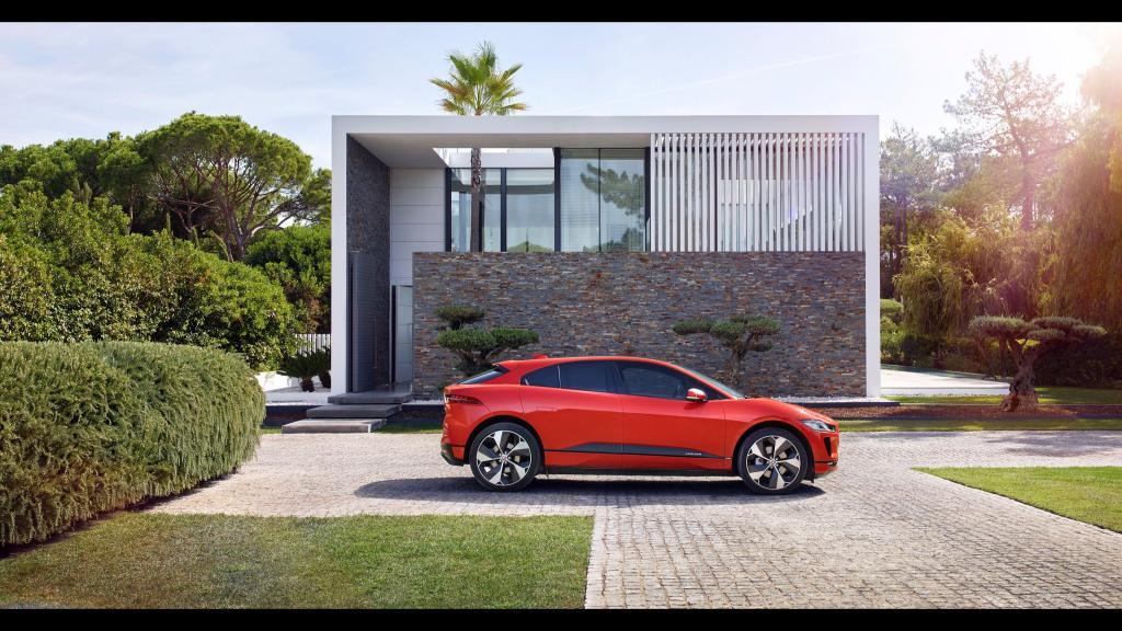 Jaguar I-Pace EV400