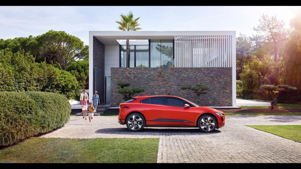 Jaguar I-Pace EV400