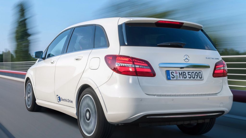 Mercedes-Benz B 250e 
