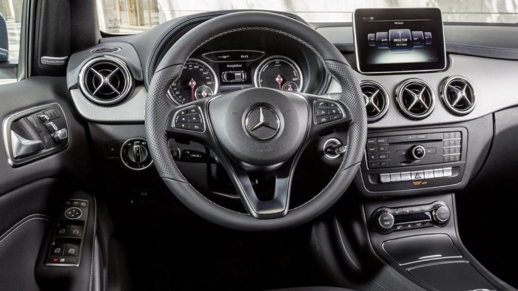 Mercedes-Benz B 250e 