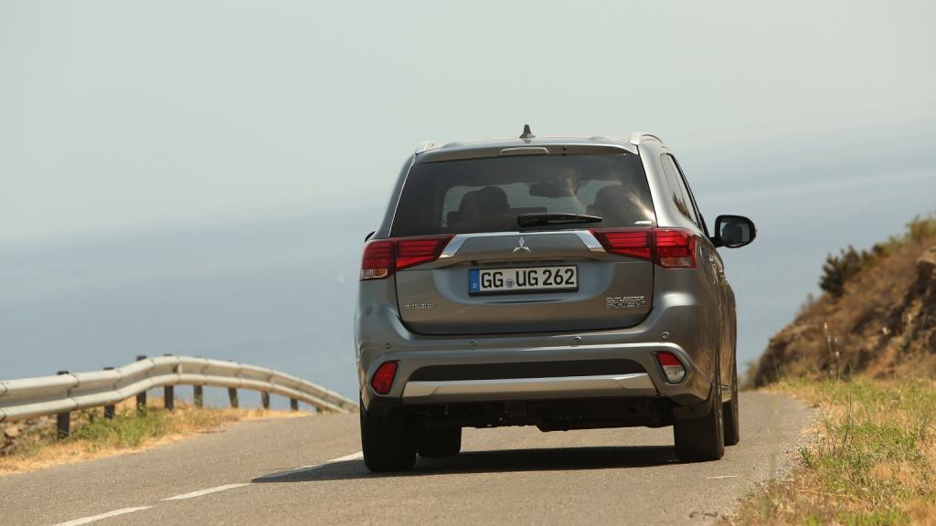 Mitsubishi Outlander PHEV 