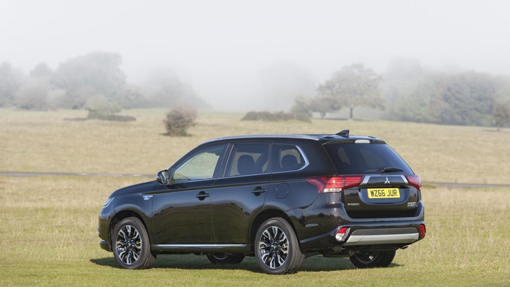 Mitsubishi Outlander PHEV 