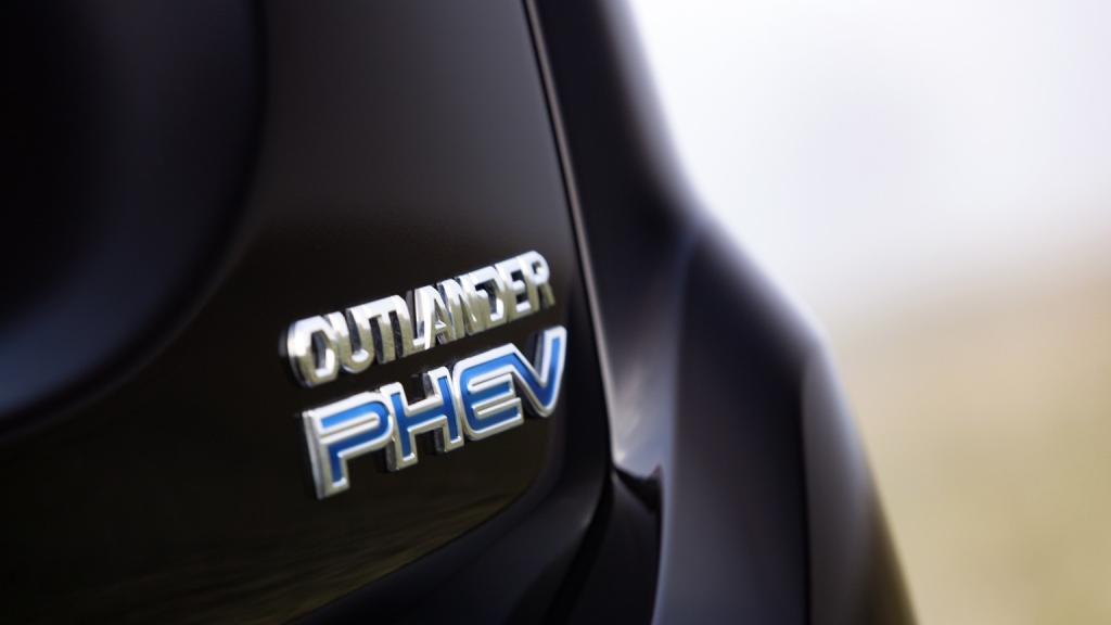 Mitsubishi Outlander PHEV 