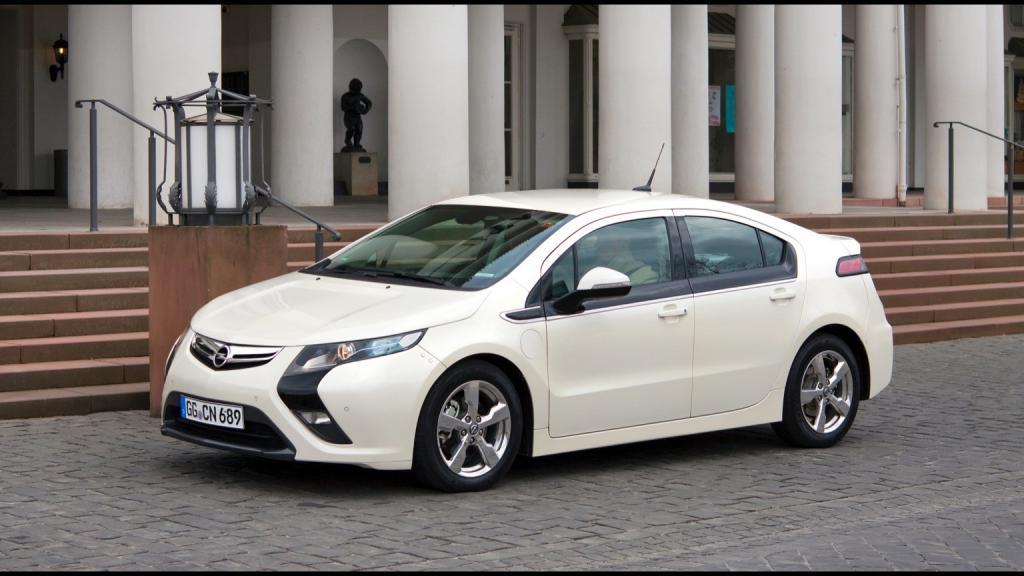 Opel Ampera 