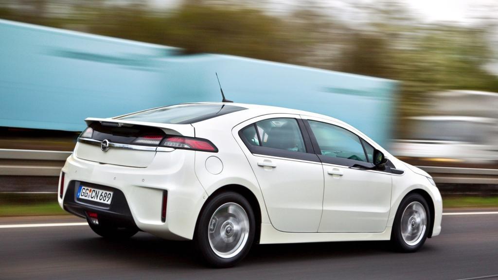 Opel Ampera 