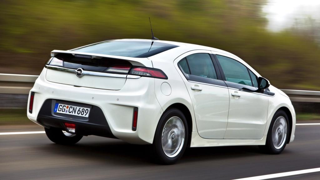 Opel Ampera 