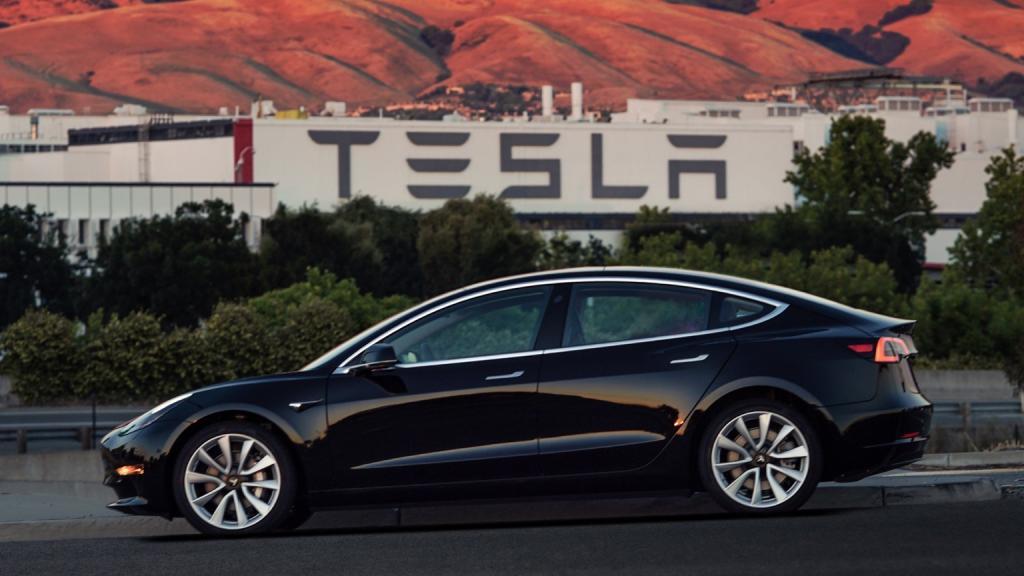 Tesla Model 3 Standard Range Plus