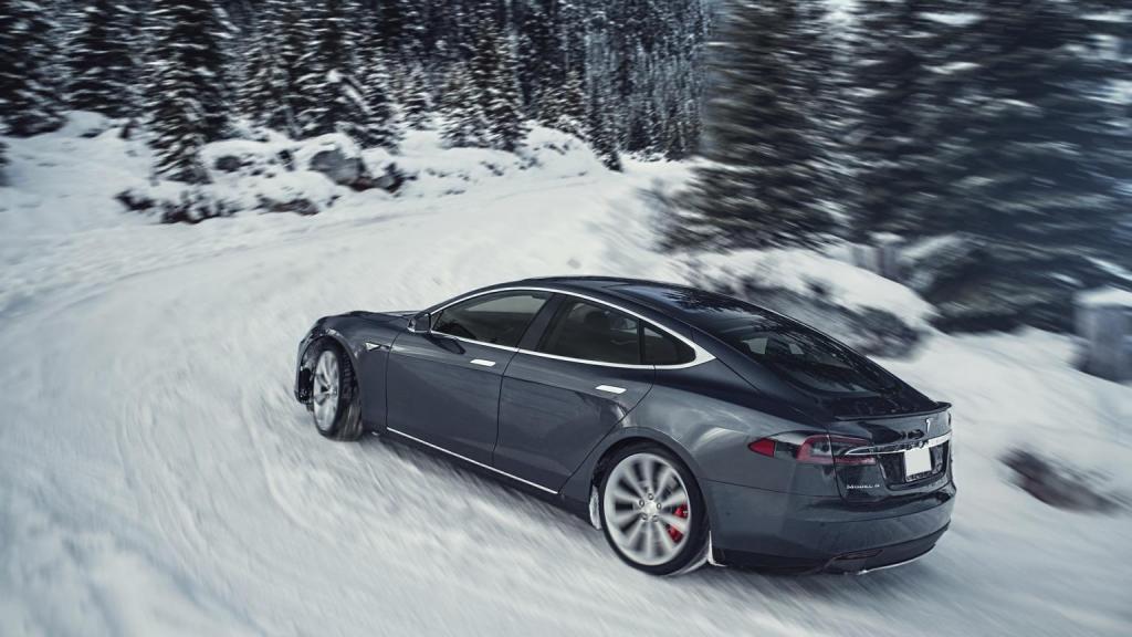 Tesla Model S 90D