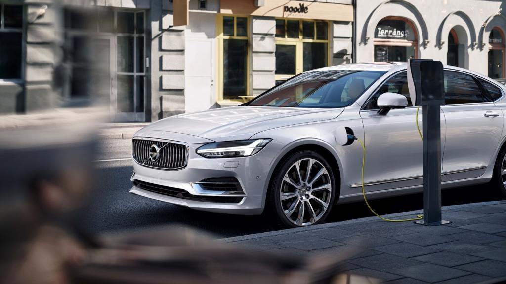 Volvo S90 T8 Twin-Engine