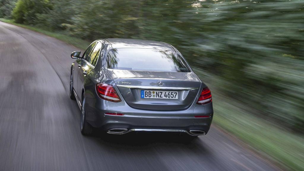 Mercedes E 300 plug-in hybrid