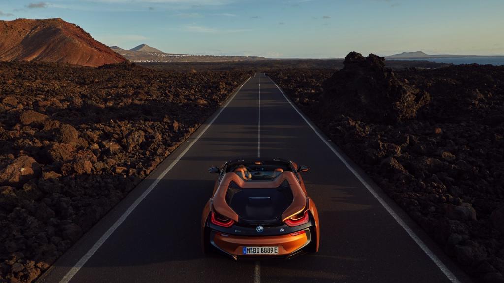 BMW i8 Roadster