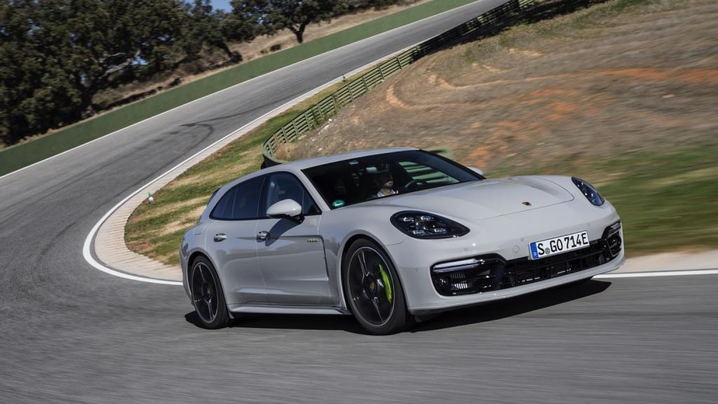 Porsche Panamera Sport Turismo Turbo S E-Hybrid