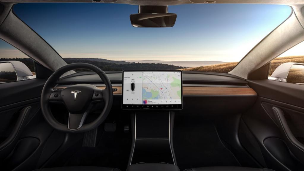 Tesla Model 3 Long Range Performance