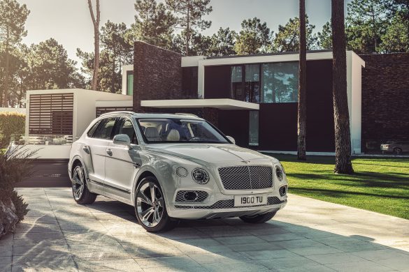 Bentley Bentayga Hybrid - 05