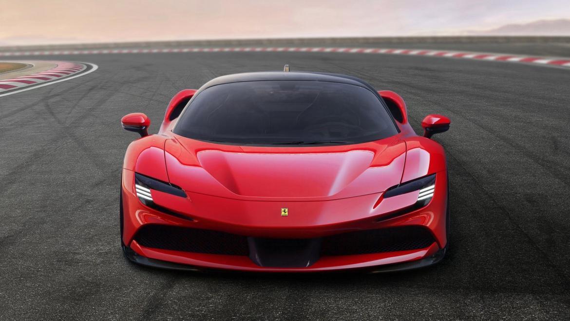 Ferrari SF 90 Stradale Voorkant 2