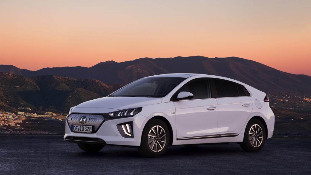 impliceren insluiten Huiskamer Hyundai IONIQ Electric – Elektrische Auto Informatie