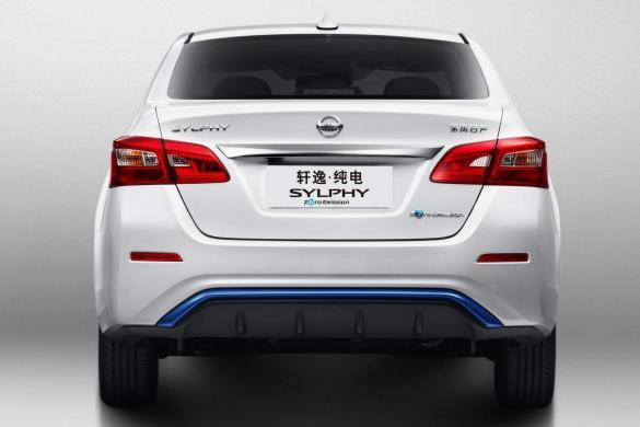 Sylphy Zero Emission Achterkant