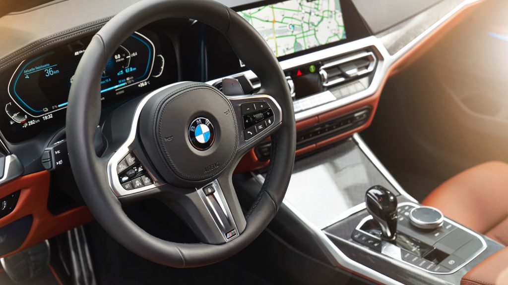 BMW 330e xDrive Sedan