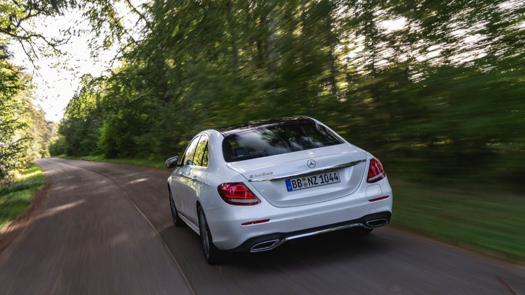 Mercedes E 300 de Limousine