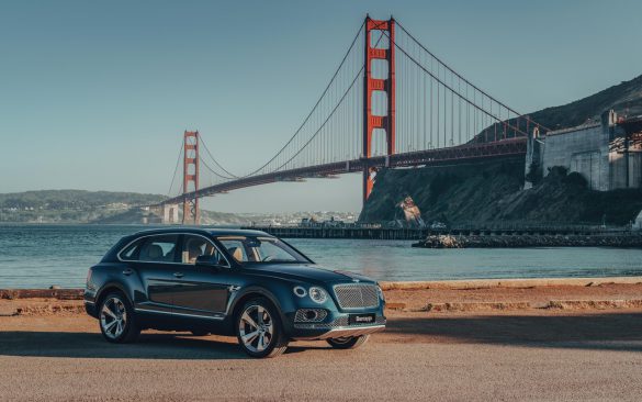 Bentley Bentayga Hybrid - zijkant