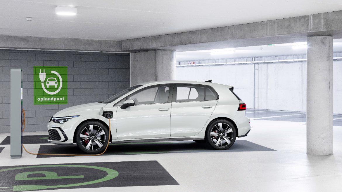 VW Golf 8