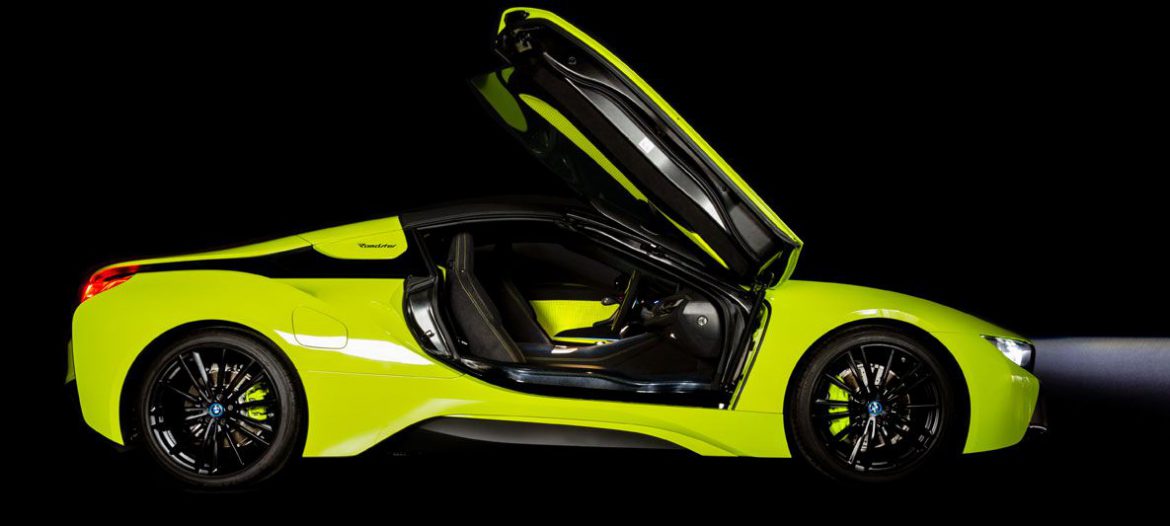 BMW en Alcantara komen met de i8 LimeLight Edition. BMW en Alcantara vieren feest en doen dit met de i8 LimeLight Edition.