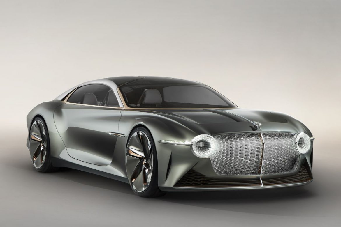 De Bentley EXP 100 GT krijgt een minimale actieradius van 500 km. De eerste elektrische Bentley komt in 2025 op de markt.