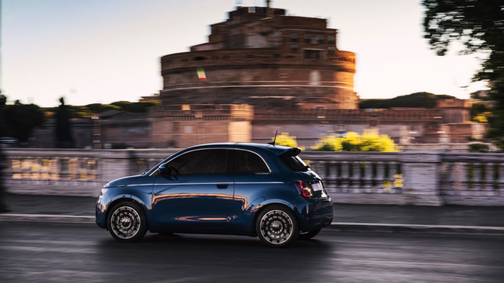 Fiat 500e Hatchback 42 kWh