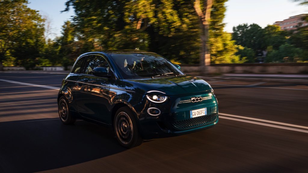 Fiat 500e Hatchback 42 kWh