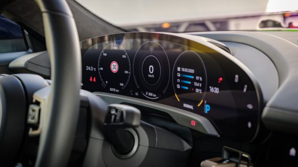 Porsche Taycan Turbo dashboard