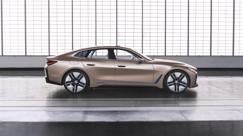 BMW i4