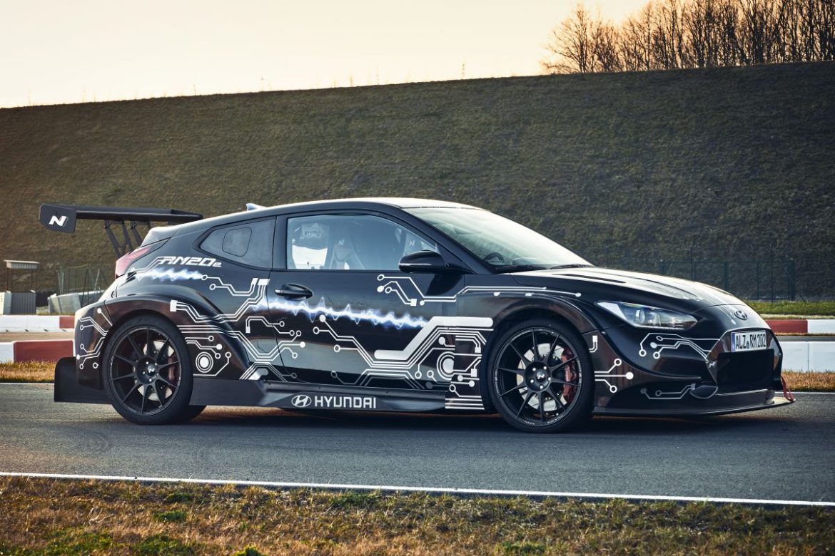 Op basis van de Hyundai Veloster N is vandaag de RM20e gepresenteerd.