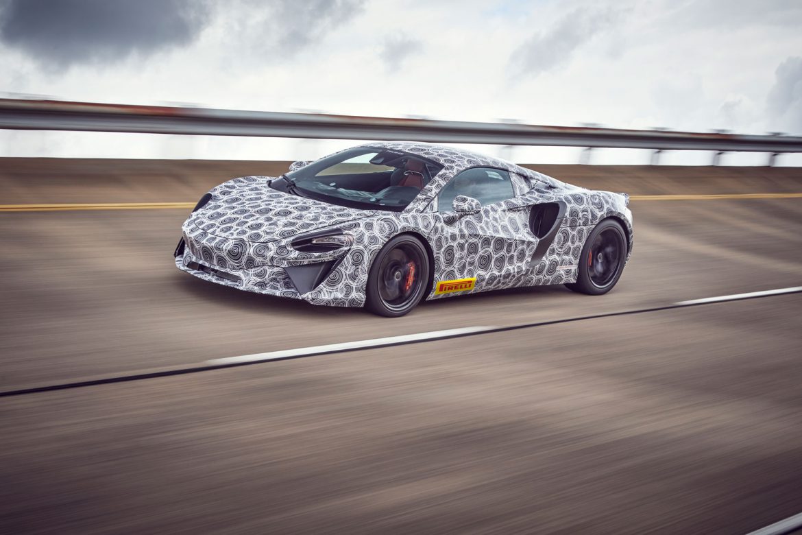 igh-Performance Hybrid (HPH) supersportauto van McLaren