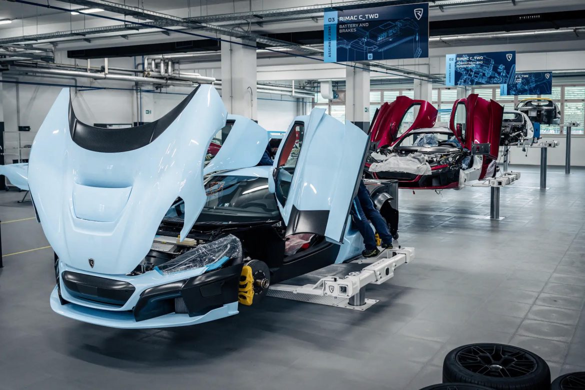 Rimac C_Two hypercar pre-productie