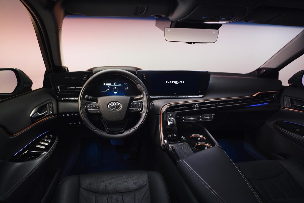 Toyota Mirai waterstofauto dashboard vernieuwd