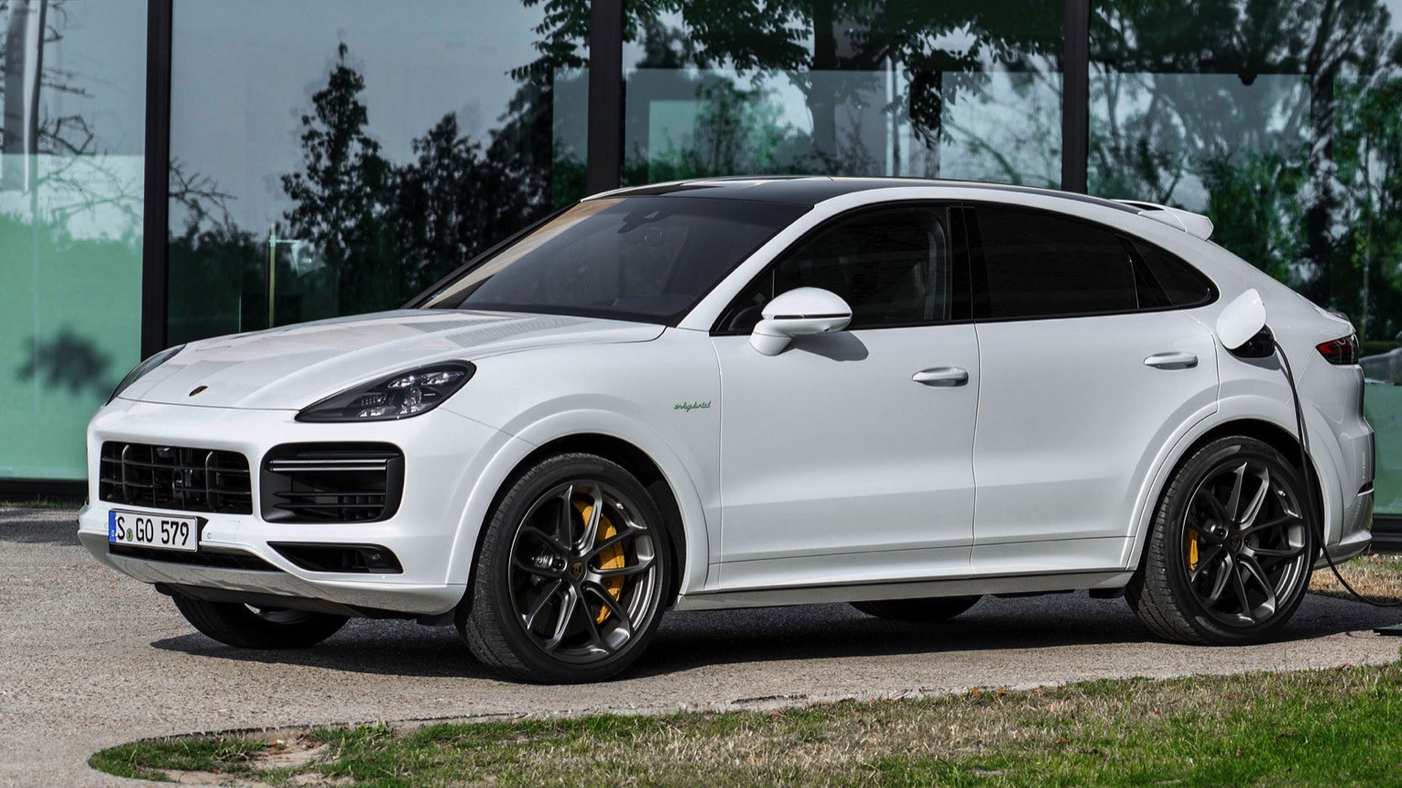 Porsche Cayenne Coupe EHybrid Elektrische Auto Informatie