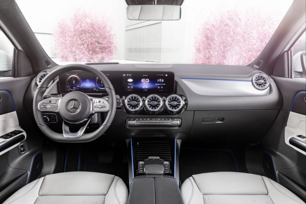 Mercedes-Benz EQA dashboard