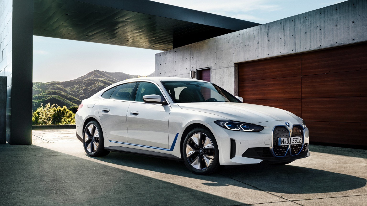 BMW i4 eDrive40 Elektrische Auto Informatie