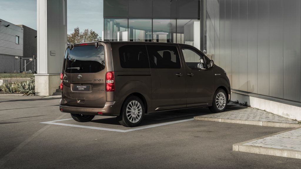 Toyota PROACE Shuttle M 75 kWh